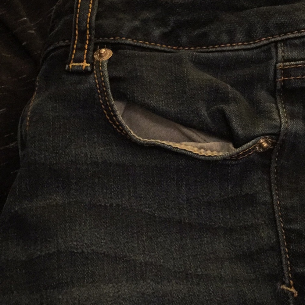 Jeans - Picture 2 of 3